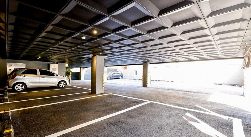 French Code Hotel Changwon Luaran gambar