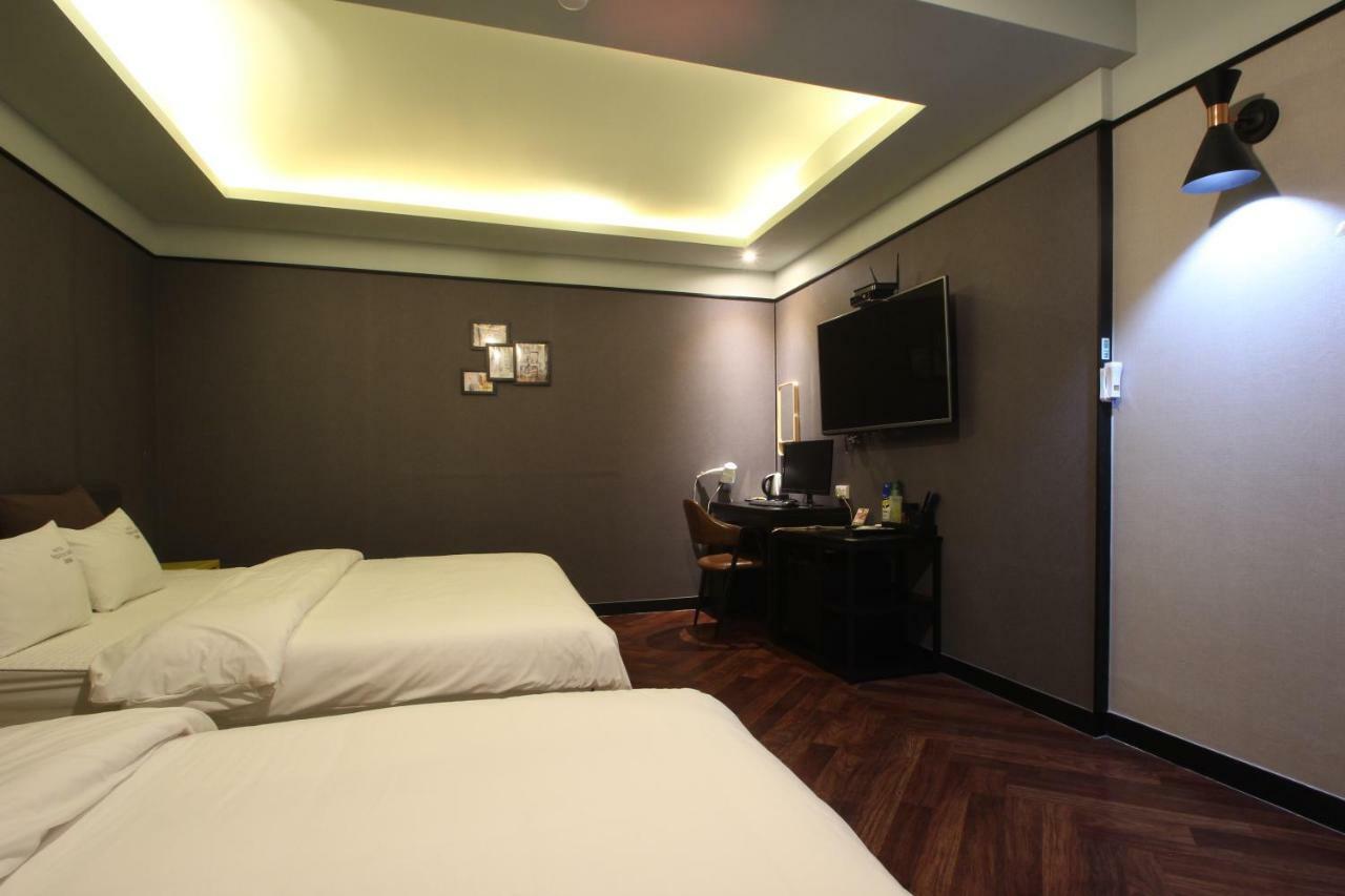 French Code Hotel Changwon Luaran gambar